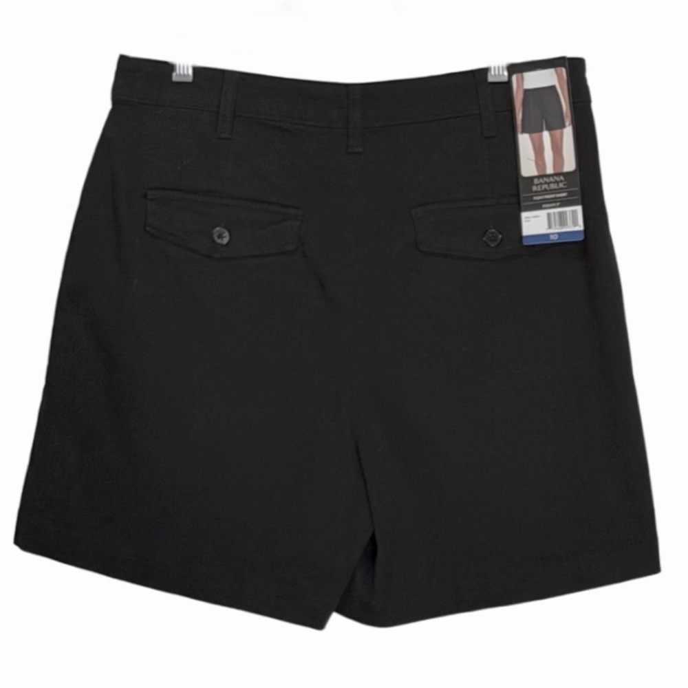 Banana Republic Pleated Front 5” Inseam Black Shorts - Picture 3 of 8